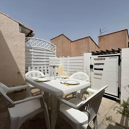 Pavillon Avec Mezzanine, Piscine Et Parking, A 300m De La Du Grazel, - Fr-1-229-114 * Gruissan