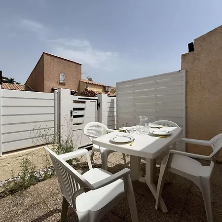 Pavillon Avec Mezzanine, Piscine Et Parking, A 300m De La Du Grazel, - Fr-1-229-114 Holiday home *